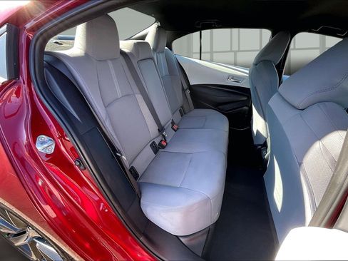 Used 2024 Toyota Corolla SE image 25