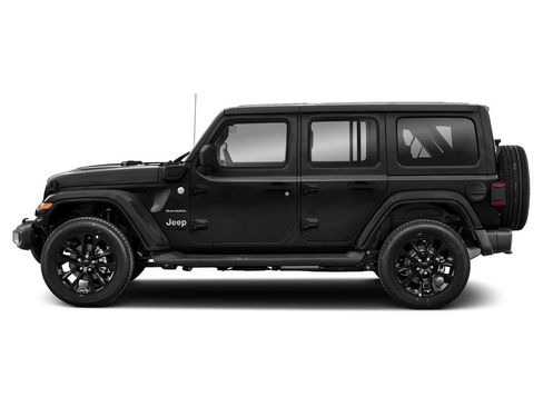 Used 2021 Jeep Wrangler Unlimited Sahara w/ Cold Weather Group AWD/4WD image 3