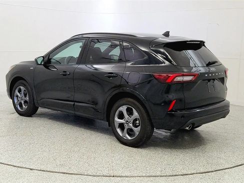 Used 2023 Ford Escape ST-Line w/ Tech Pack #1 AWD/4WD image 5