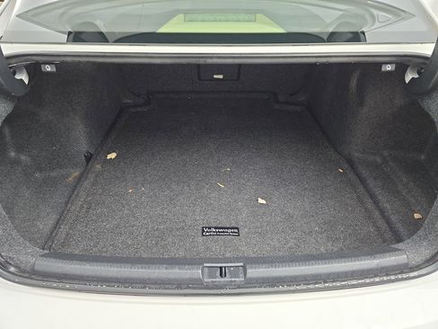 Used 2013 Volkswagen Passat 2.5 SEL Premium image 12