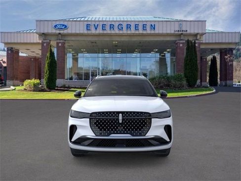 New 2025 Lincoln Nautilus Reserve image 6