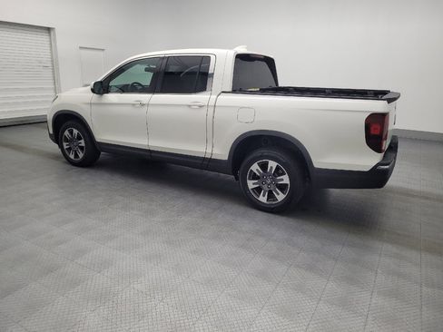 Used 2017 Honda Ridgeline RTL-T image 3