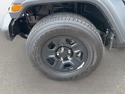 New 2026 Jeep Gladiator Sport image 37