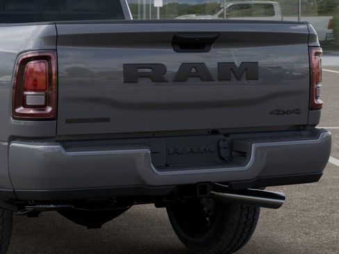 New 2026 RAM 2500 Big Horn AWD/4WD image 17