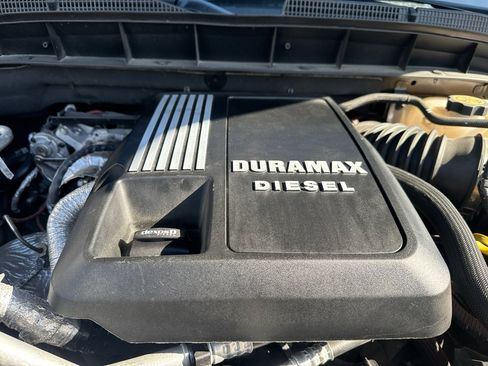 Used 2023 GMC Sierra 1500 Elevation image 26