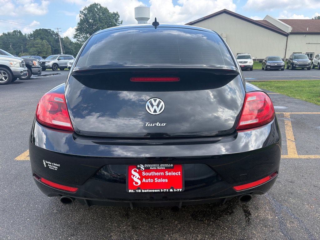 Used 2015 Volkswagen Beetle R-Line FWD image 7