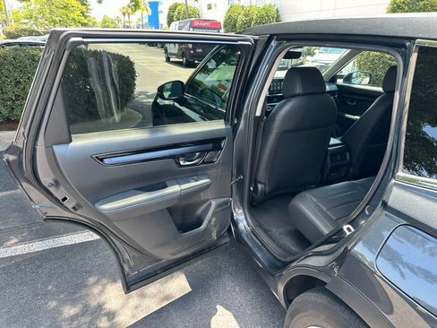 Used 2024 Honda CR-V EX-L image 11