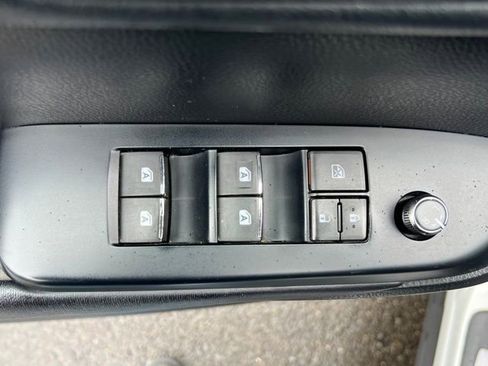 Used 2017 Toyota Highlander Limited Platinum image 19