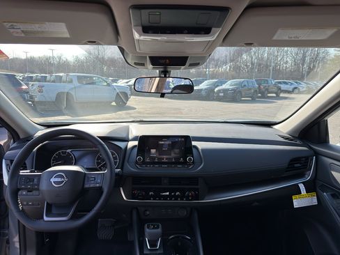 New 2026 Nissan Rogue SV image 28