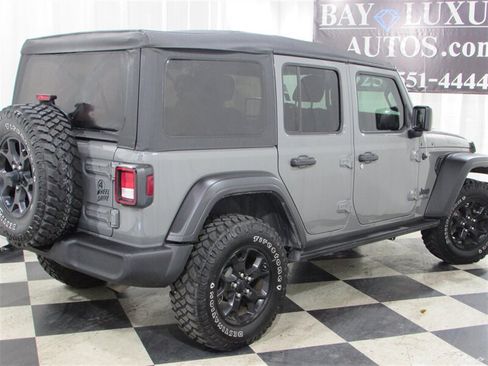 Used 2021 Jeep Wrangler Unlimited Sport AWD/4WD image 9