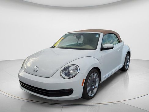 Used 2013 Volkswagen Beetle 2.5 FWD image 1