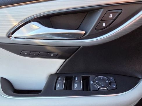 New 2026 Buick Envision Avenir image 31