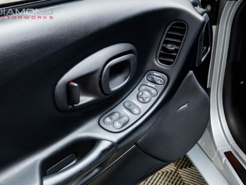 Used 2002 Chevrolet Corvette Z06 w/ Memory Pkg image 70