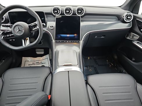 Certified 2025 Mercedes-Benz GLC 300 4MATIC image 10