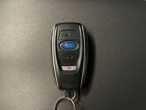 Used 2021 Subaru Ascent Premium w/ Convenience Package image 19