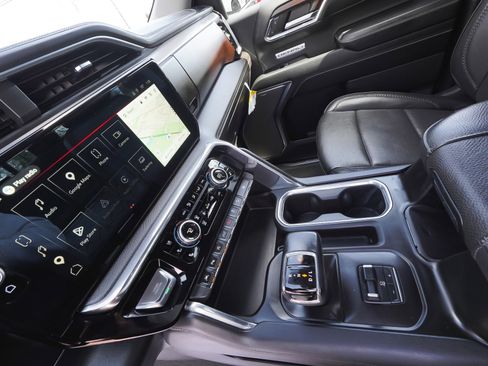 Used 2024 GMC Sierra 1500 Denali w/ Denali Reserve Package image 24