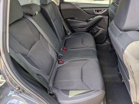 Used 2021 Subaru Forester Premium image 26