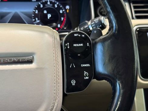 Used 2019 Land Rover Range Rover Supercharged image 17