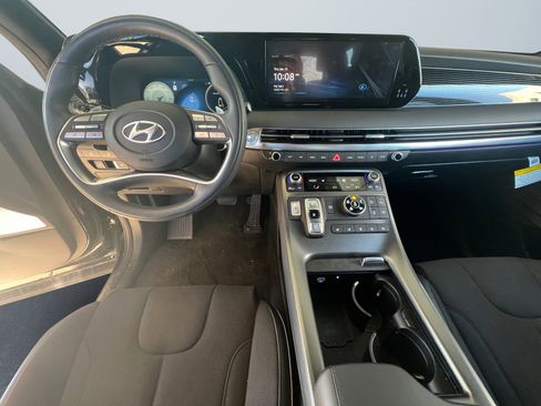 Certified 2025 Hyundai Palisade Calligraphy image 12