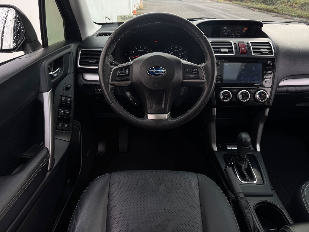 Used 2016 Subaru Forester 2.5i Touring AWD/4WD image 14