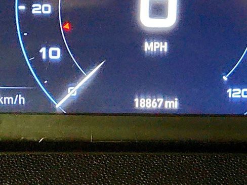 Used 2025 RAM ProMaster 2500 w/ U-Haul Equipment Group FWD image 14