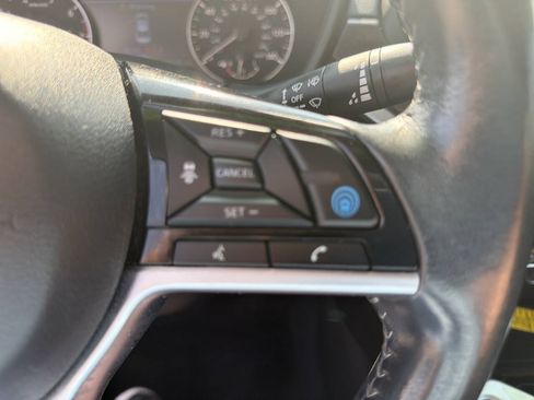 Used 2023 Nissan Altima 2.5 SV w/ SV Premium Package AWD/4WD image 18