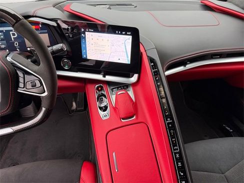 Used 2025 Chevrolet Corvette Z06 image 10