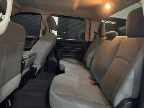 Used 2016 RAM 2500 Tradesman w/ Chrome Appearance Group AWD/4WD image 29