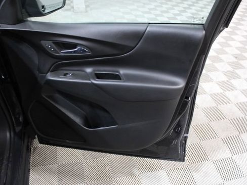 Used 2022 Chevrolet Equinox LT image 22