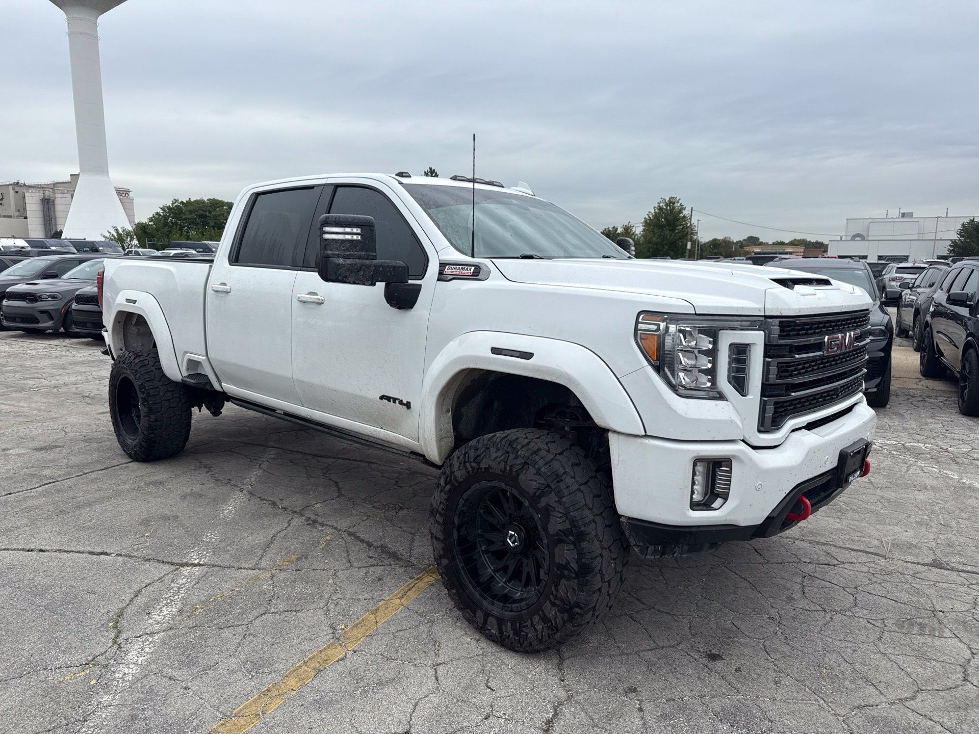 Used 2022 GMC Sierra 2500 AT4 w/ AT4 Premium Plus Package AWD/4WD image 2