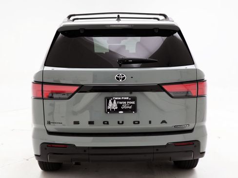 Used 2025 Toyota Sequoia Limited AWD/4WD image 8