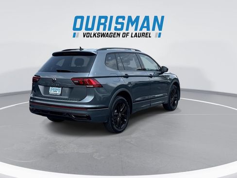Used 2022 Volkswagen Tiguan SE R-Line FWD image 8