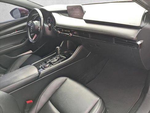Used 2022 MAZDA MAZDA3 s image 22