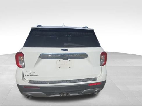 Used 2021 Ford Explorer Limited w/ Equipment Group 301A image 6