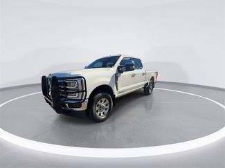 Used 2024 Ford F350 Lariat w/ Lariat Ultimate Package video 4