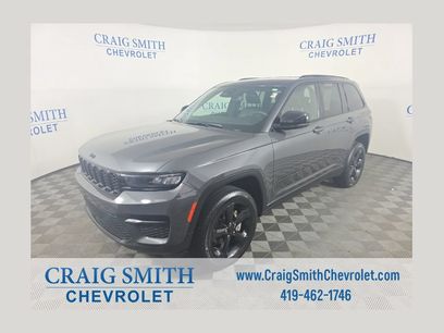 Used 2023 Jeep Grand Cherokee Altitude