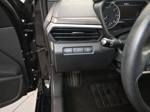 Certified 2024 Nissan Altima 2.5 SV FWD image 12