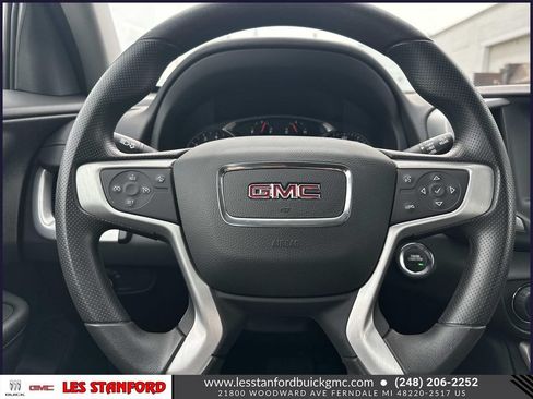 Used 2024 GMC Terrain SLE w/ Driver Convenience Package FWD image 21