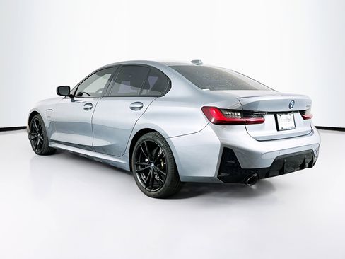Used 2023 BMW 330e w/ M Sport Package image 5