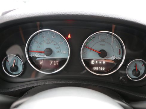 Used 2014 Jeep Wrangler Unlimited Sahara AWD/4WD image 26