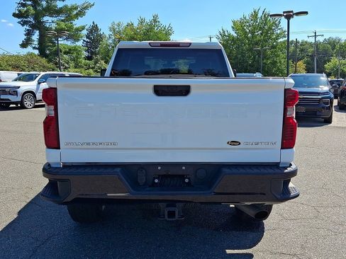 Certified 2022 Chevrolet Silverado 2500 Custom w/ Custom Convenience Package AWD/4WD image 5