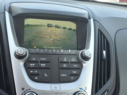 Used 2017 Chevrolet Equinox LT w/ Convenience Package FWD image 18