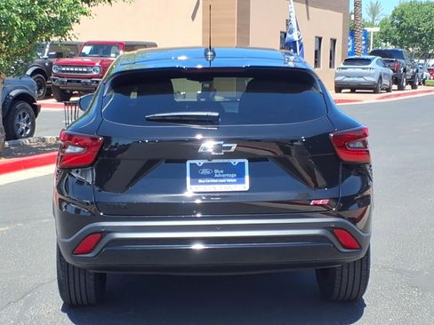 Used 2025 Chevrolet Trax RS w/ Driver Confidence Package FWD image 5