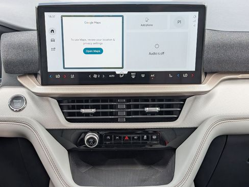 New 2026 Ford Explorer Active w/ Active Comfort Package image 17