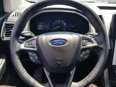 Certified 2023 Ford Edge SEL AWD/4WD image 23