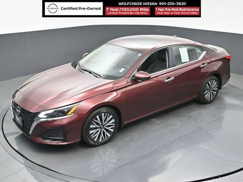 Certified 2024 Nissan Altima 2.5 SV w/ SV Premium Package FWD image 29