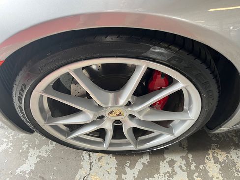 Used 2013 Porsche 911 Carrera S w/ Bose Audio Pkg image 11