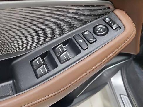 Used 2023 Acura MDX SH-AWD w/ Advance Package image 24