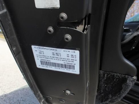 Used 2000 Dodge Viper RT/10 image 49