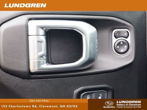 Used 2023 Jeep Gladiator Sport image 28